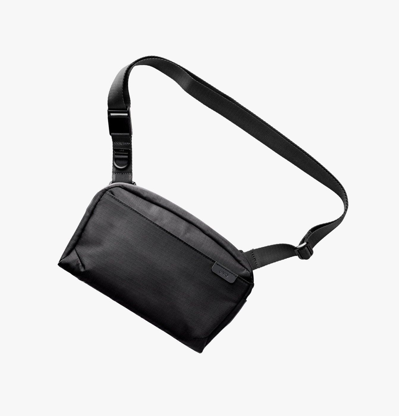 Arden Utility Sling Bag —  — imagem demonstrativa